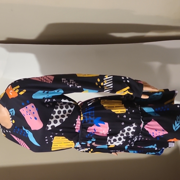 Shein Long Sleeve Abstract Dress - Picture 4 of 7